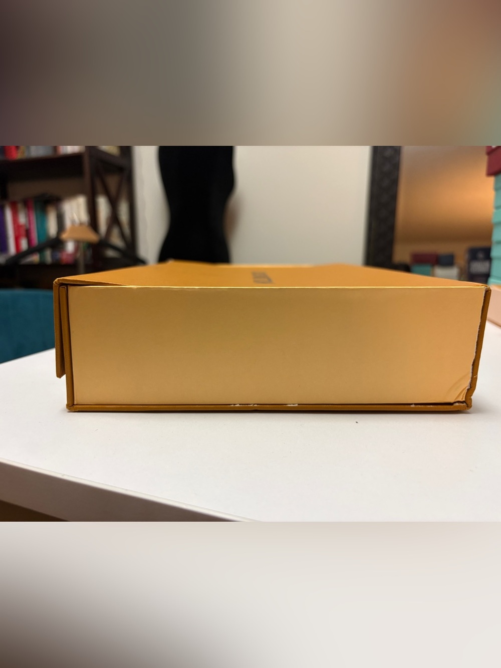 Louis Vuitton Box & Ribbon - Picture 3 of 5